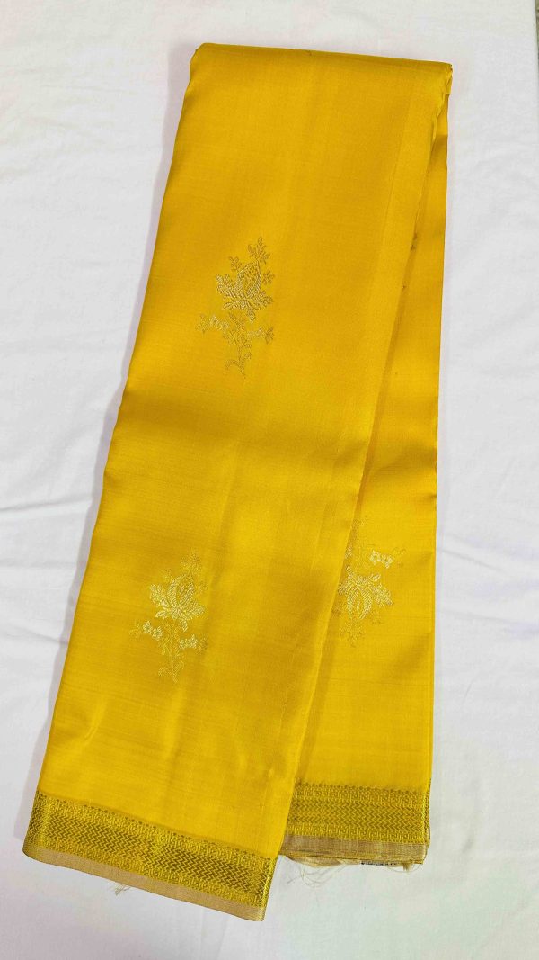 Pure Kanchipuram Handloom Saree with Pure Zari - Yellow Gold