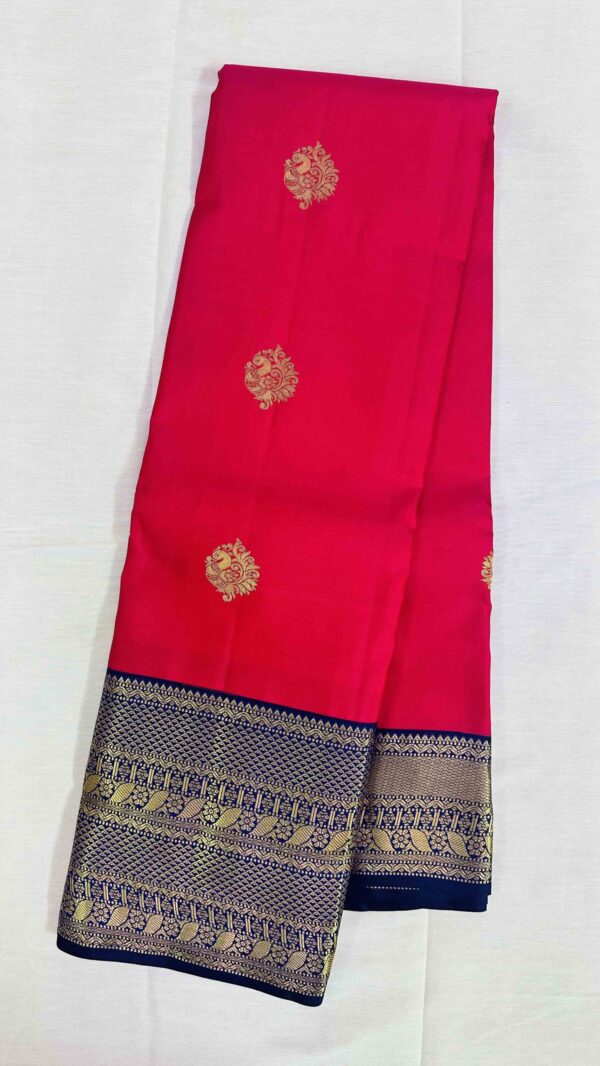 Pure Kanchipuram Silk Saree - Red with Dark Blue